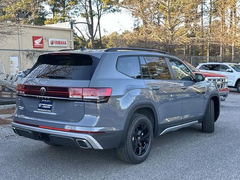 New 2026 Volkswagen Atlas Peak Edition AWD/4WD image 5