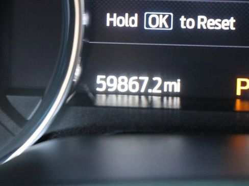 Used 2021 Ford Expedition Limited image 32