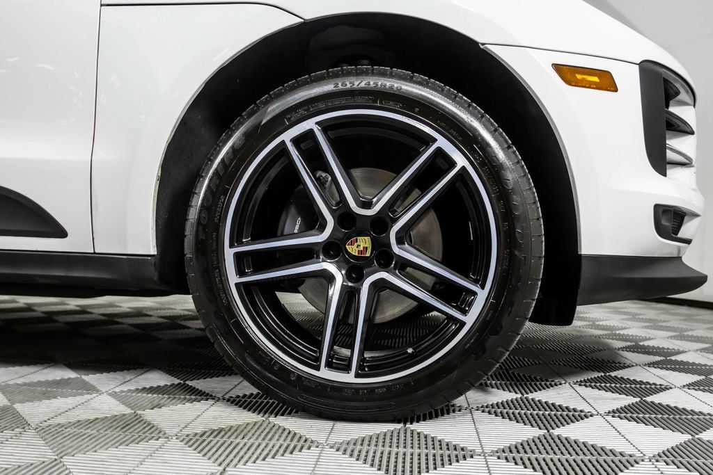 Used 2020 Porsche Macan AWD/4WD image 48