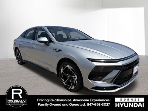Used 2025 Hyundai Sonata SEL image 2