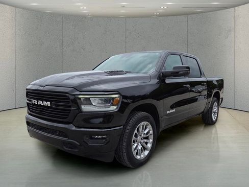 Used 2023 RAM 1500 Laramie AWD/4WD image 10