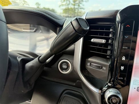 Used 2025 RAM 3500 Laramie image 19