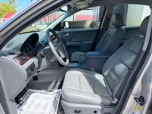 Used 2007 Ford Five Hundred SEL FWD image 11