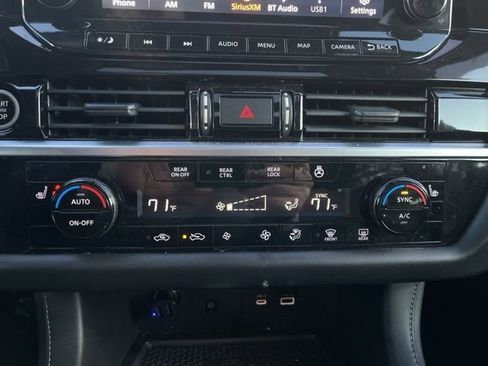 Certified 2023 Nissan Pathfinder SL w/ SL Premium Package image 20