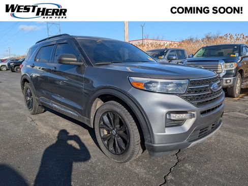 Used 2023 Ford Explorer XLT w/ Equipment Group 202A image 1