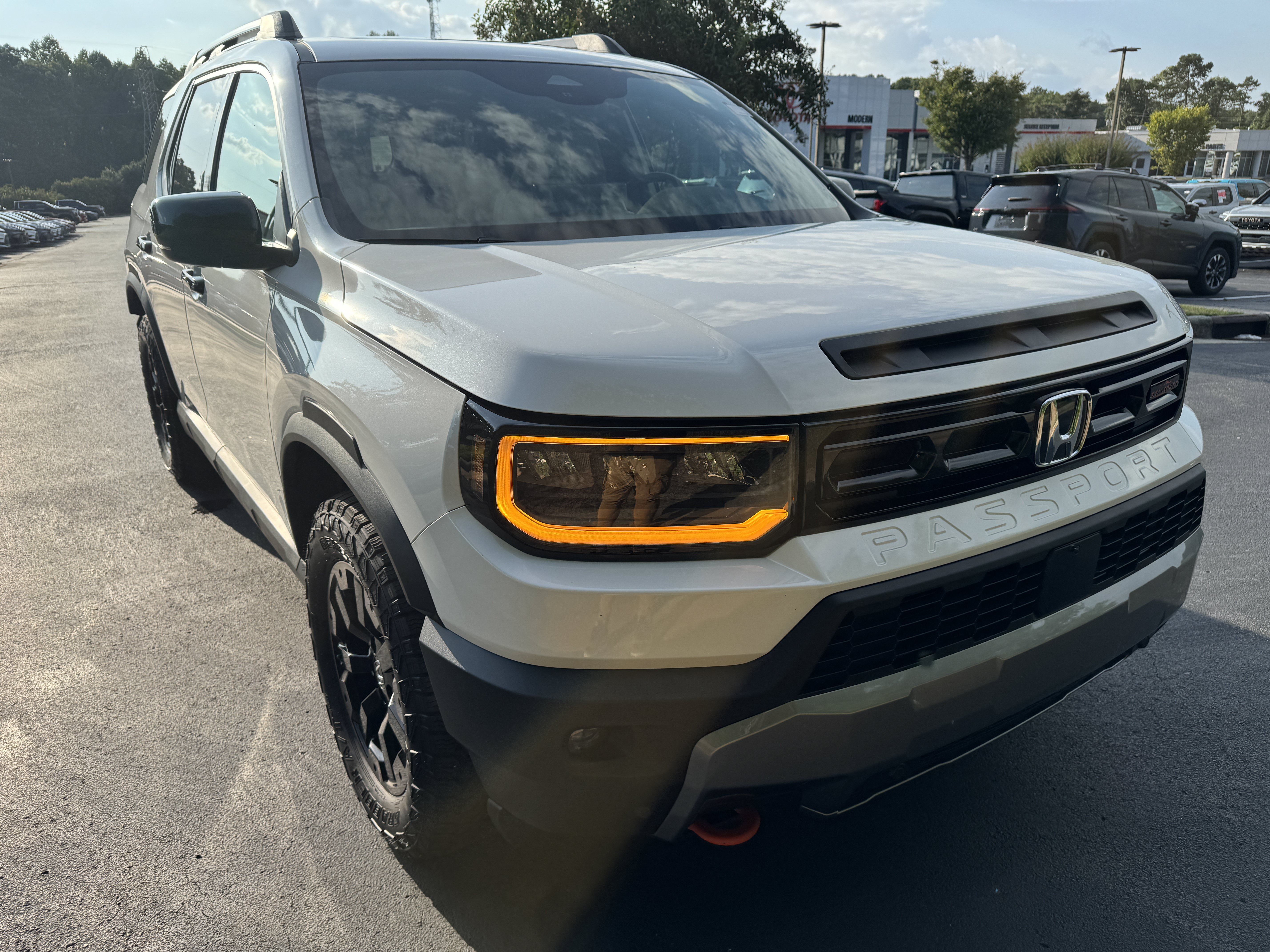 Used 2026 Honda Passport TrailSport Elite image 3