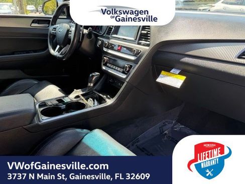 Used 2018 Hyundai Sonata Sport w/ Tech Package 05 FWD image 10