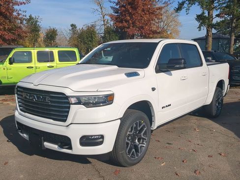 New 2026 RAM 1500 Laramie w/ Laramie Preferred Package AWD/4WD image 3