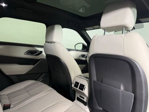 Used 2022 Land Rover Range Rover Velar R-Dynamic S AWD/4WD image 30