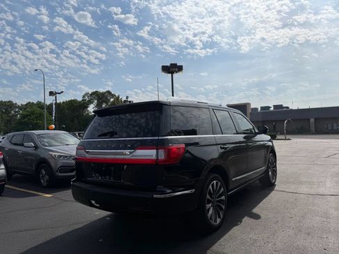 Used 2021 Lincoln Navigator Reserve AWD/4WD image 4