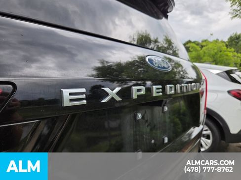 Used 2025 Ford Expedition Platinum AWD/4WD image 15