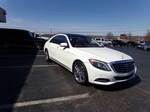 Used 2014 Mercedes-Benz S 550 Sedan image 4