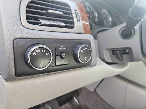 Used 2011 Chevrolet Avalanche LT w/ Regional Value Package image 13