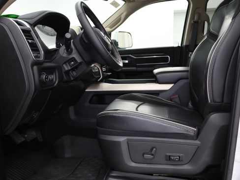Used 2022 RAM 2500 Laramie image 8