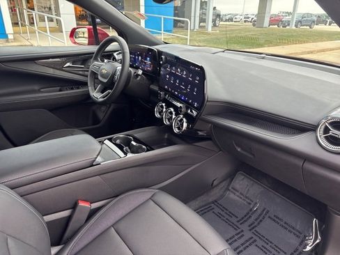 Used 2024 Chevrolet Blazer EV LT image 23