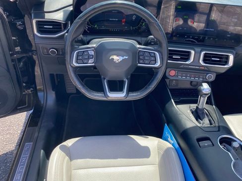 Used 2024 Ford Mustang Premium RWD image 10