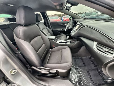 Used 2022 Chevrolet Malibu LT image 25