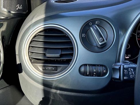 Used 2014 Volkswagen Beetle R-Line image 16