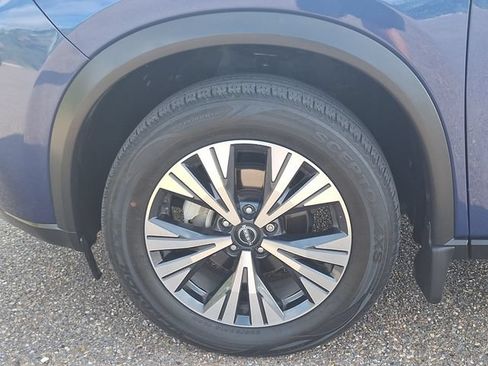Certified 2022 Nissan Rogue SV w/ SV Premium Package FWD image 28