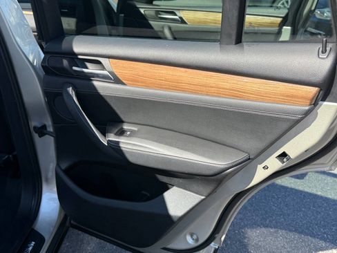 Used 2011 BMW X3 xDrive28i image 35