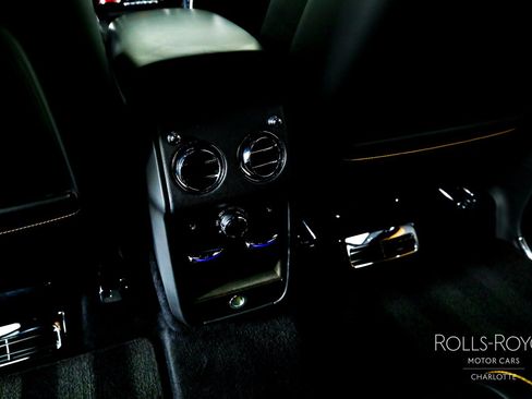 Used 2023 Rolls-Royce Cullinan AWD/4WD image 20