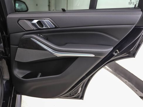 Used 2023 BMW X5 M50i w/ Executive Package AWD/4WD image 25