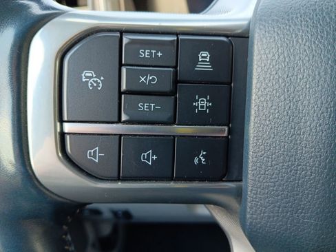 Used 2023 Ford F250 Limited w/ FX4 Off-Road Package AWD/4WD image 17