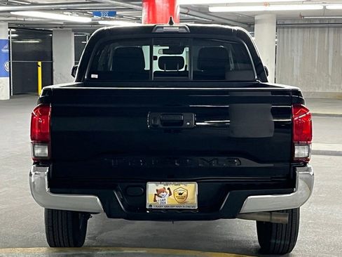 Used 2023 Toyota Tacoma SR5 RWD image 31
