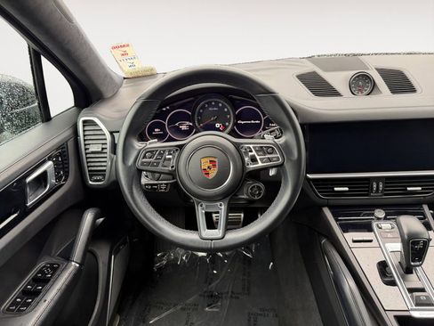 Used 2021 Porsche Cayenne Turbo w/ Premium Package Plus (PI3) image 19