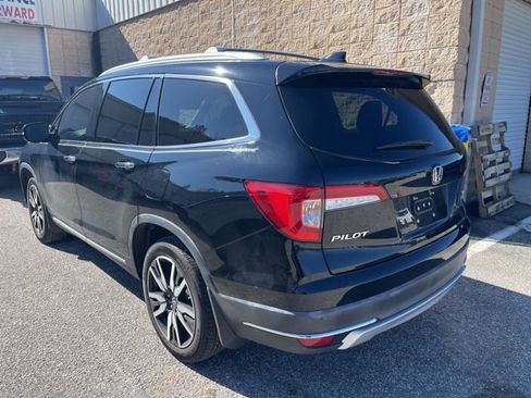 Used 2021 Honda Pilot Touring image 16