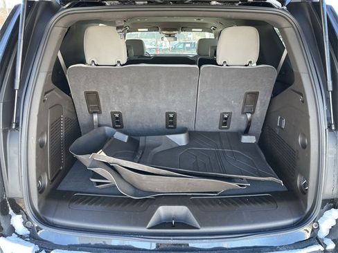Used 2025 Chevrolet Tahoe LS image 24