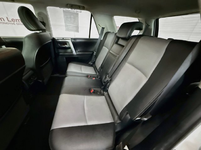 Used 2018 Toyota 4Runner SR5 Premium AWD/4WD image 25