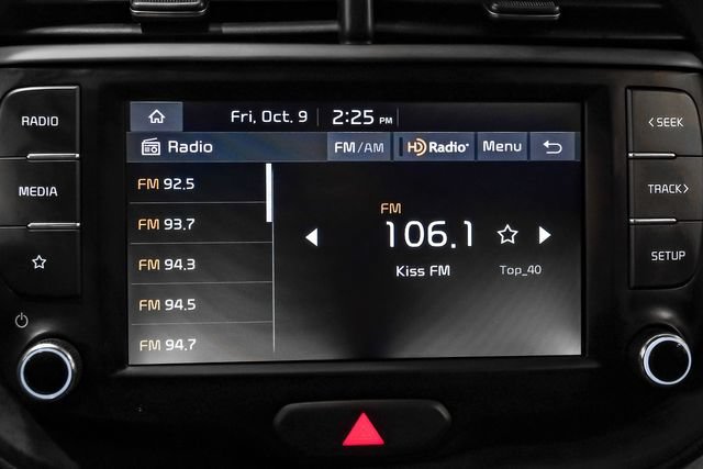 Used 2023 Kia Soul LX w/ Option Group 015 FWD image 32