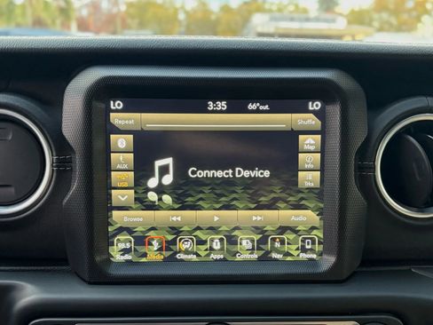 Used 2018 Jeep Wrangler Unlimited Sahara w/ Dual Top Group image 22