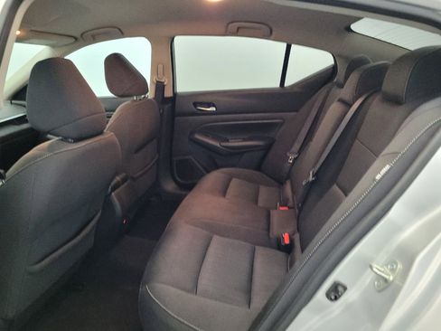 Used 2020 Nissan Altima 2.5 S AWD/4WD image 18