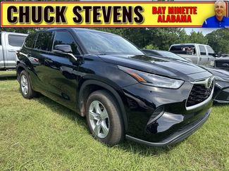 Used 2021 Toyota Highlander L FWD video 1