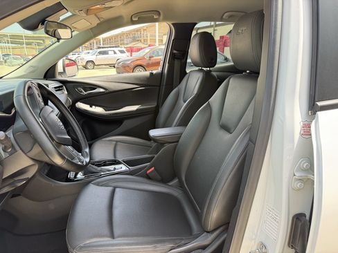 Used 2024 Buick Encore GX Sport Touring AWD/4WD image 26