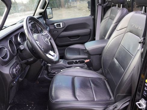 Certified 2021 Jeep Wrangler Unlimited Sahara w/ Cold Weather Group image 4