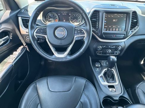 Used 2014 Jeep Cherokee Limited w/ Luxury Group AWD/4WD image 22