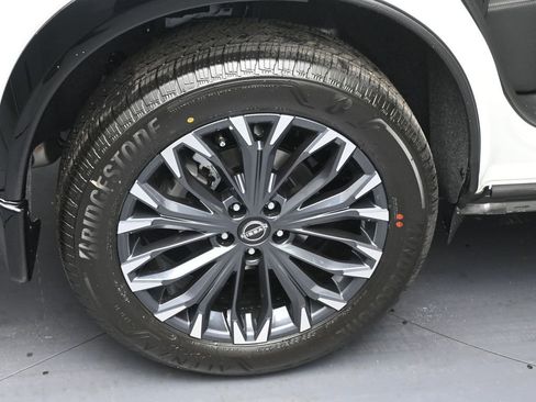 New 2026 Nissan Rogue Platinum w/ Tech Package image 5