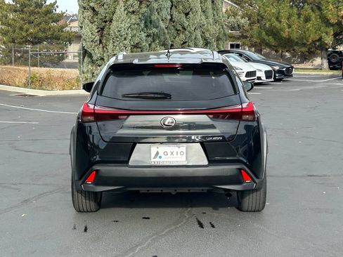Used 2019 Lexus UX 200 w/ Accessory Package 2 FWD image 4