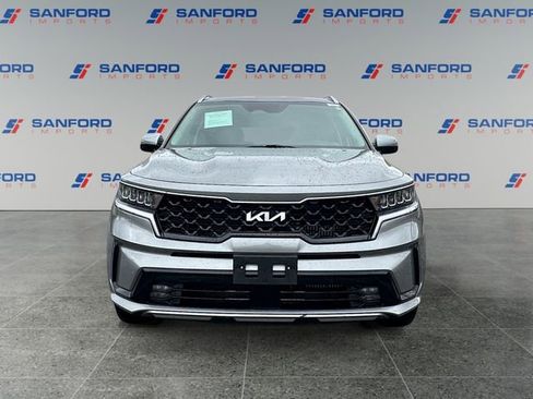 Used 2023 Kia Sorento EX image 8