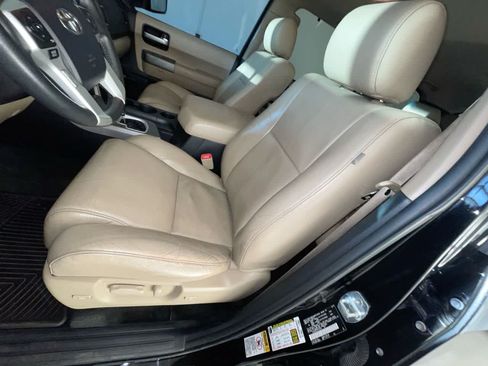 Used 2015 Toyota Sequoia Limited AWD/4WD image 11