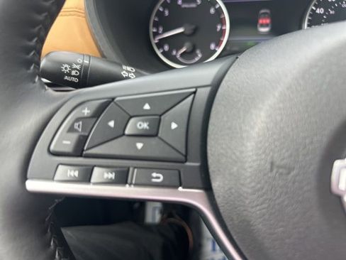 New 2025 Nissan Sentra SV w/ SV Premium Package image 30