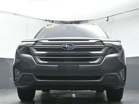 Used 2025 Subaru Forester Premium w/ Convenience Package #1 image 33