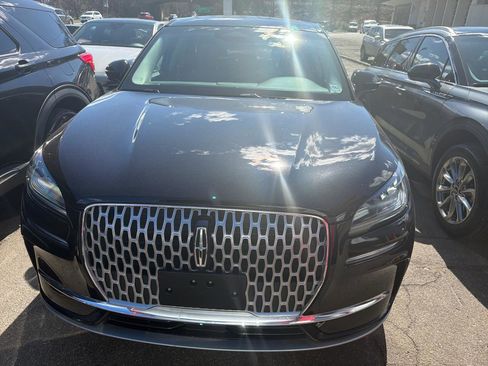 Used 2024 Lincoln Corsair AWD w/ Equipment Group 101A image 2