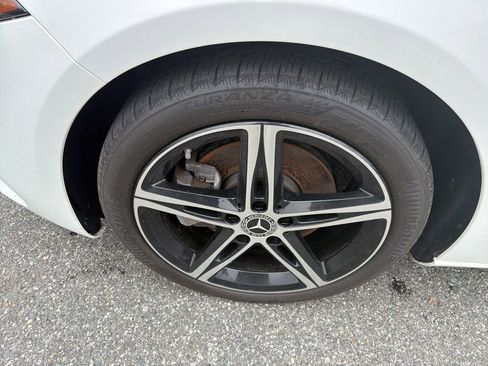 Used 2021 Mercedes-Benz A 220 4MATIC image 11