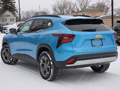 New 2026 Chevrolet Trax LT w/ Driver Confidence Package image 16