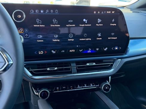 New 2026 Chevrolet Equinox EV LT image 12