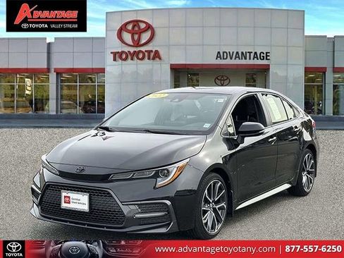 Used 2022 Toyota Corolla SE image 4